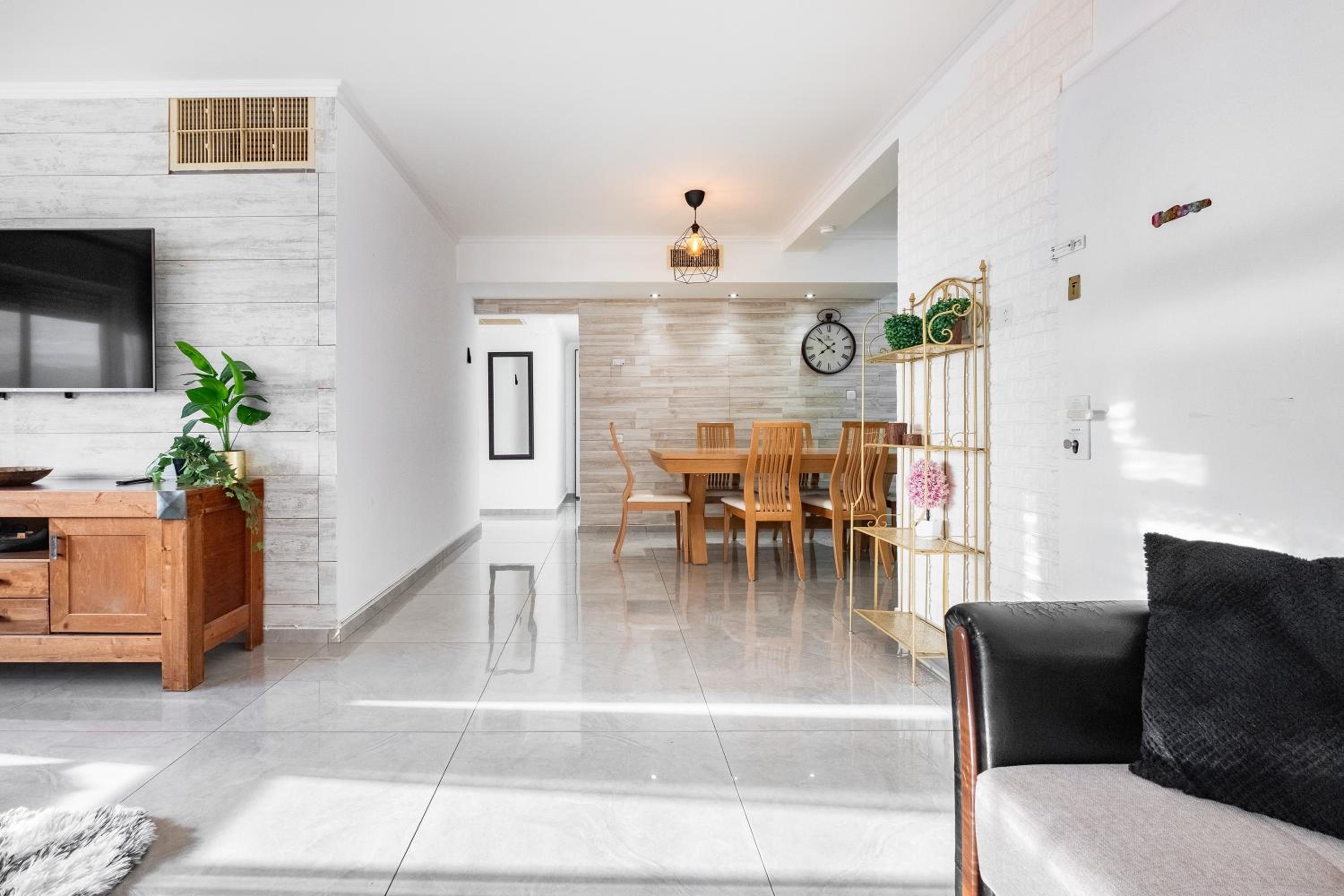 SpaciousApt-TopView-freeParking-PerfectForFamilies