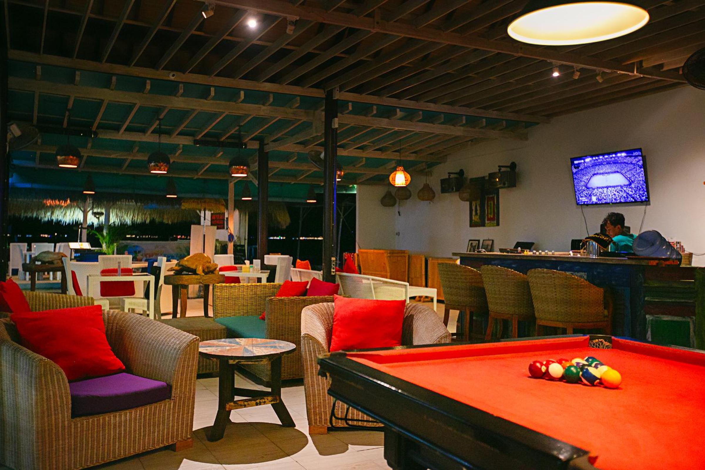 lounge