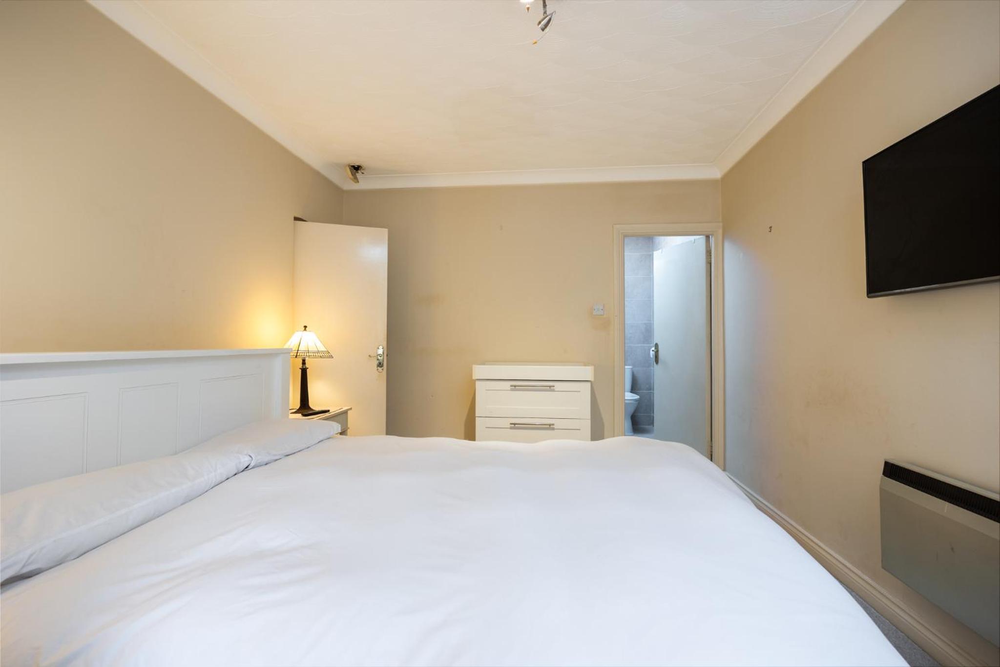 Fantastic 2BD apt in THE best location in Dublin