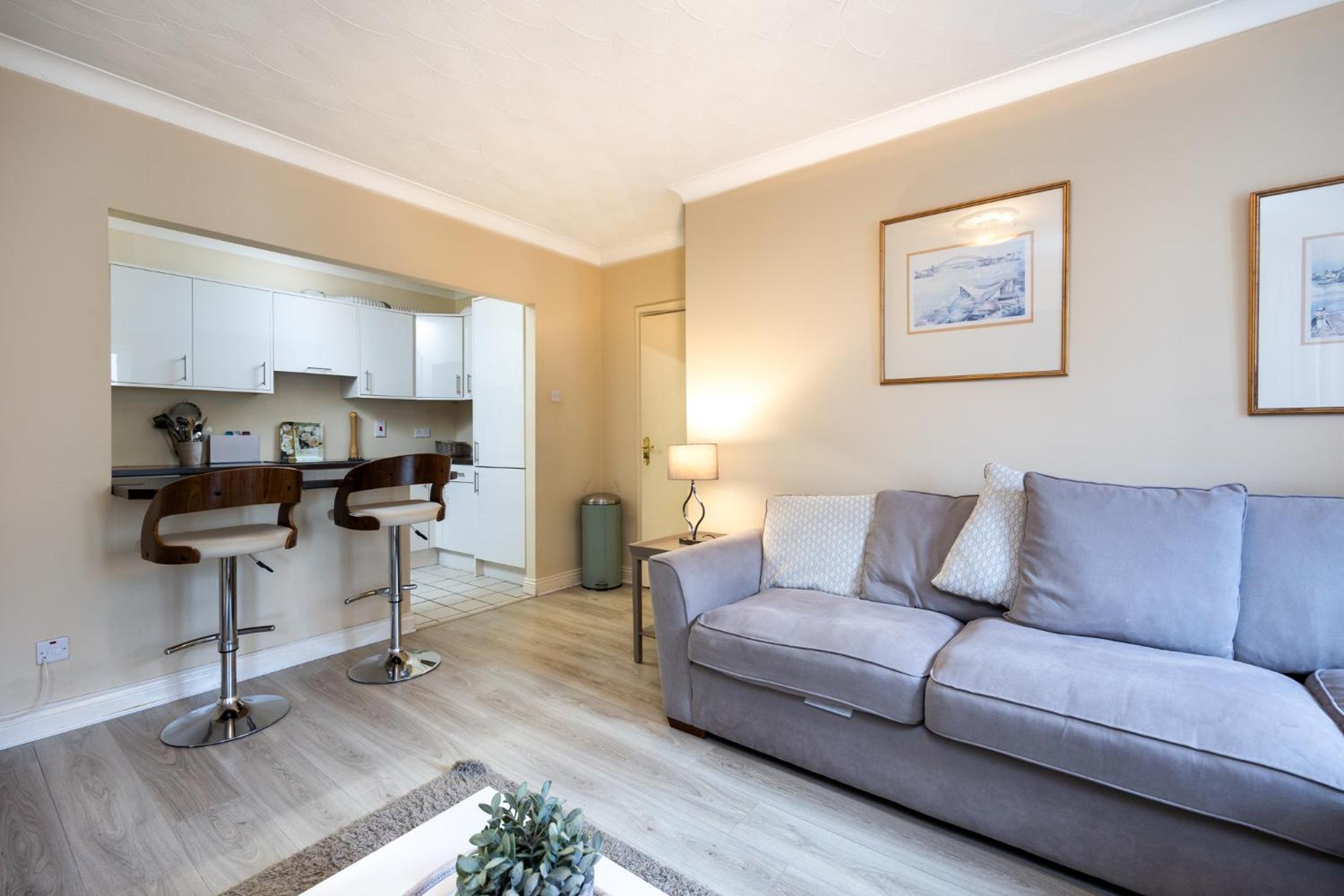 Fantastic 2BD apt in THE best location in Dublin