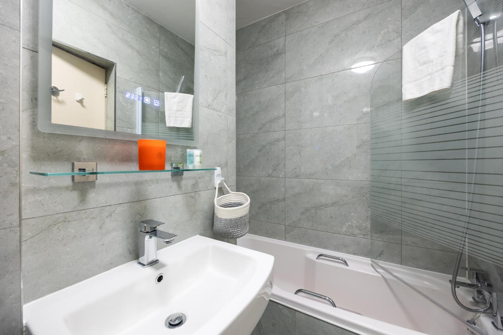 Fantastic 2BD apt in THE best location in Dublin