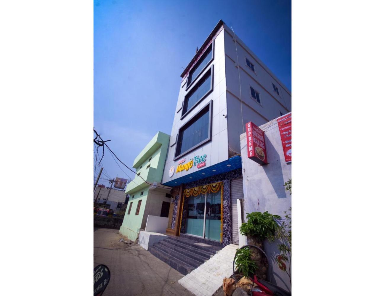 Hotel Mango Tree, Warangal