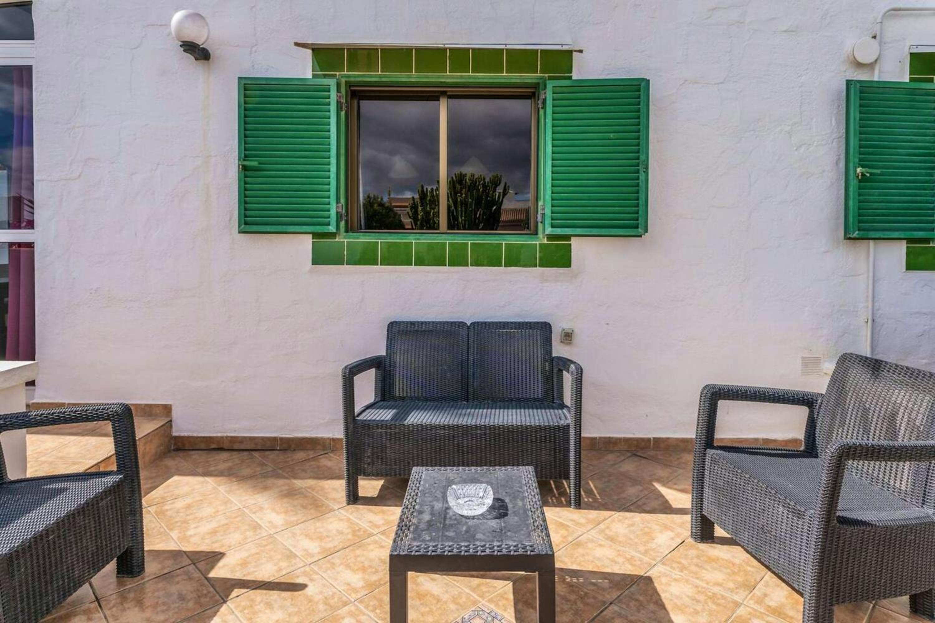 Welcoming house near Oroteanda Baja with shared pool