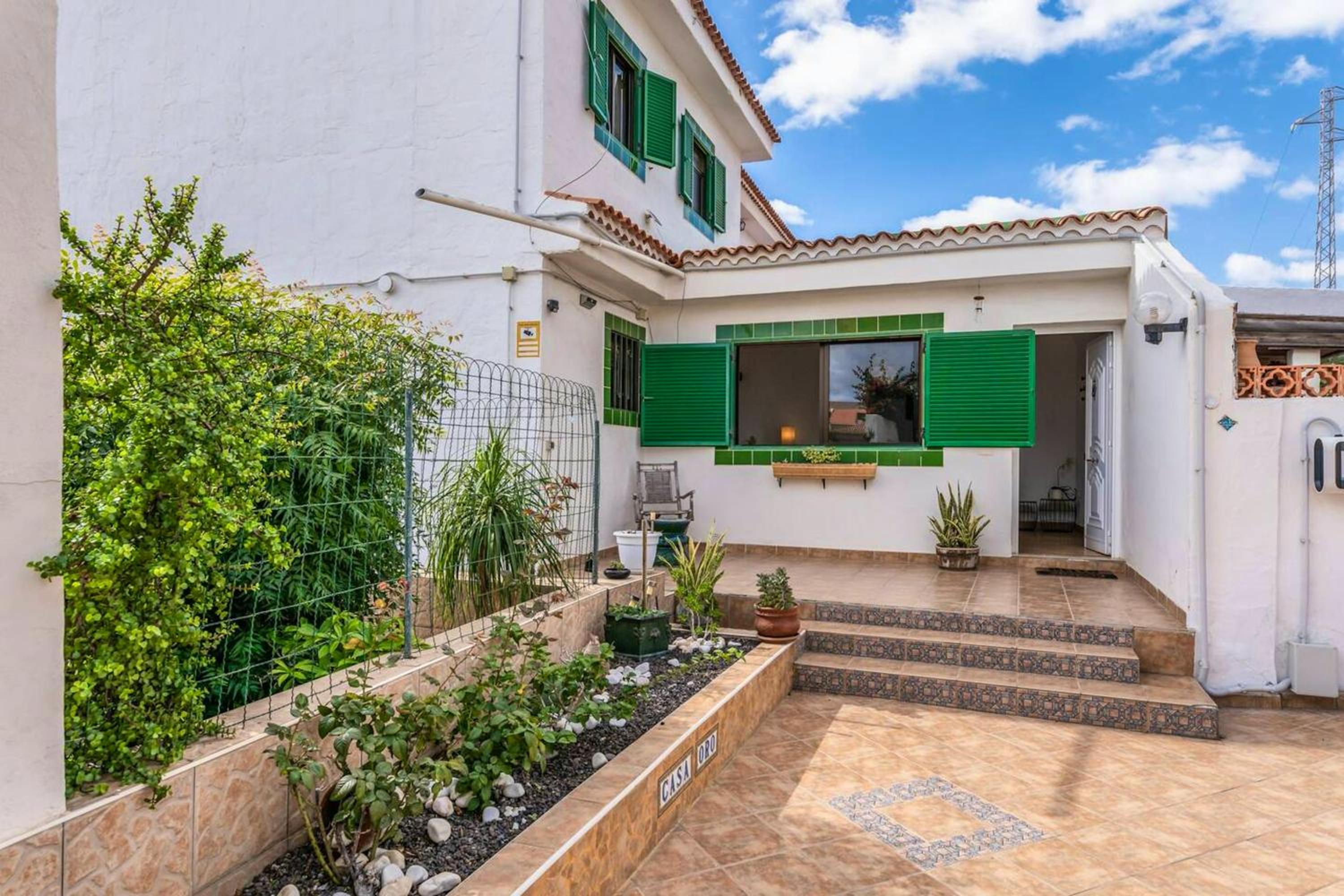 Welcoming house near Oroteanda Baja with shared pool