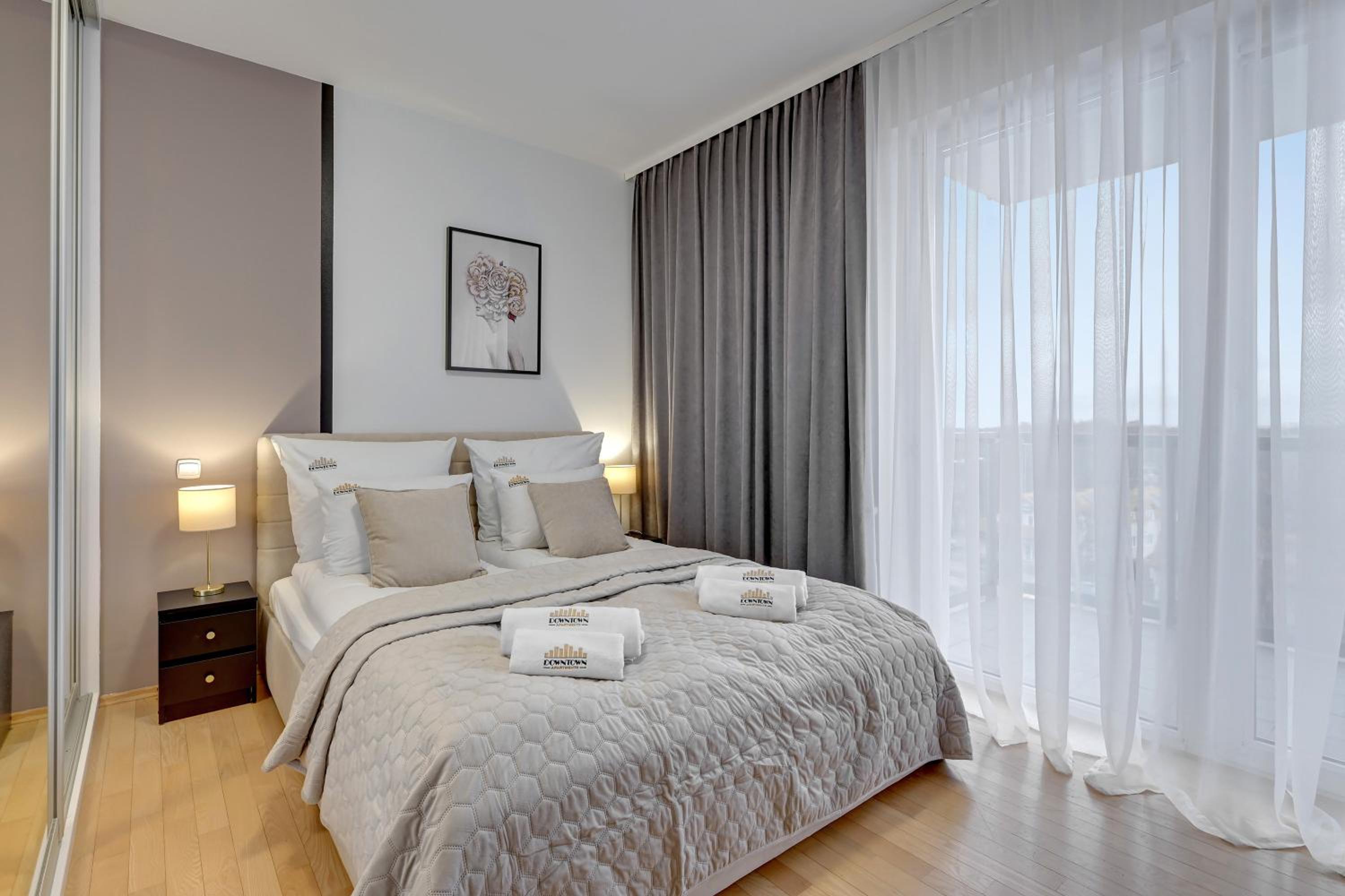 Nad Stawem by Downtown Apartments