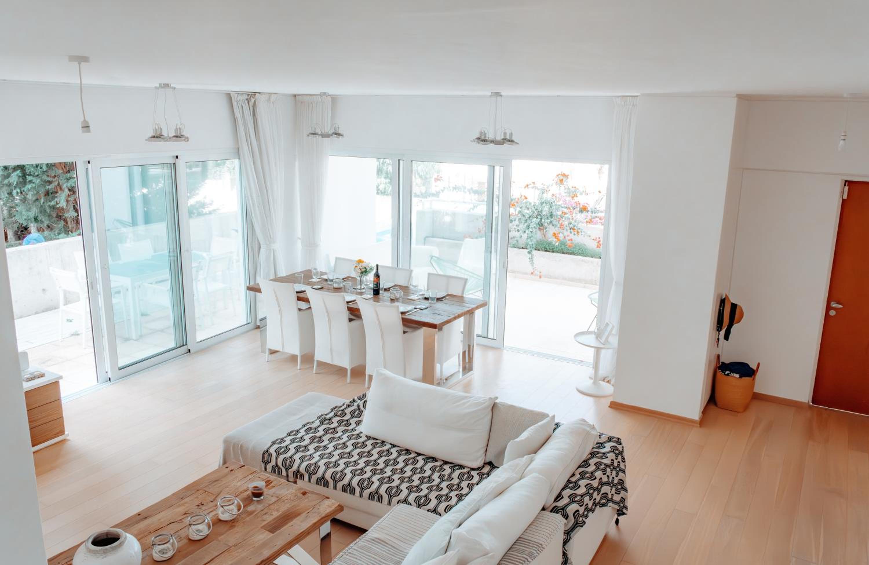 Wealthystays Niceday Hill Villa