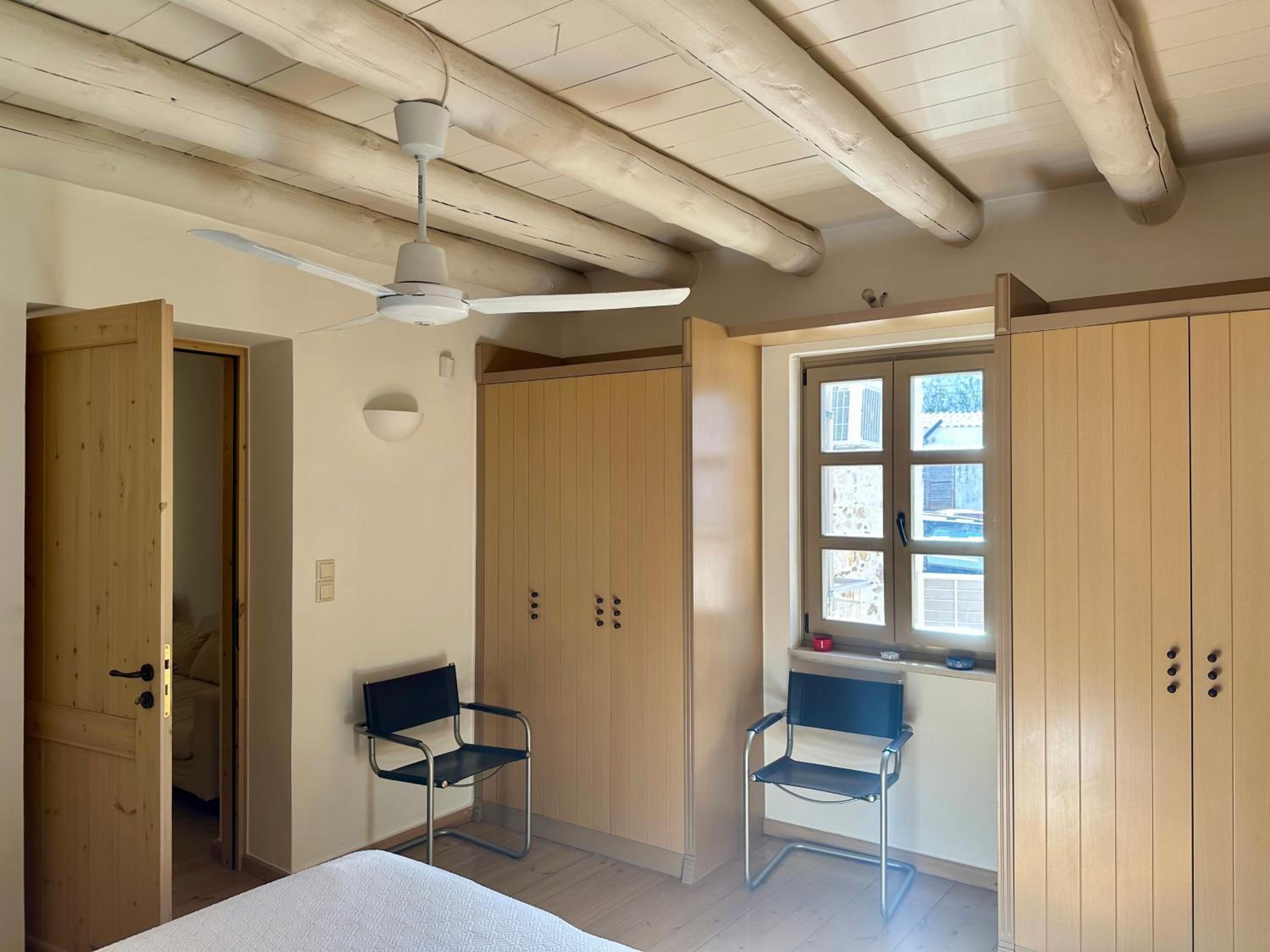 Dictamo Holiday Home