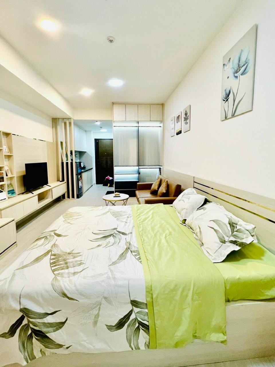 SOHO Apartments - City Central, 10mins to BenThanh Market, BuiVien Street