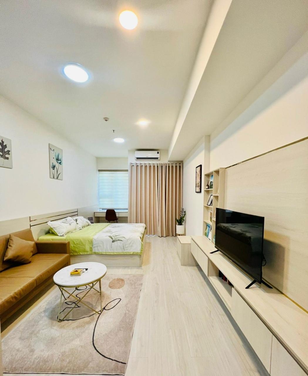 SOHO Apartments - City Central, 10mins to BenThanh Market, BuiVien Street