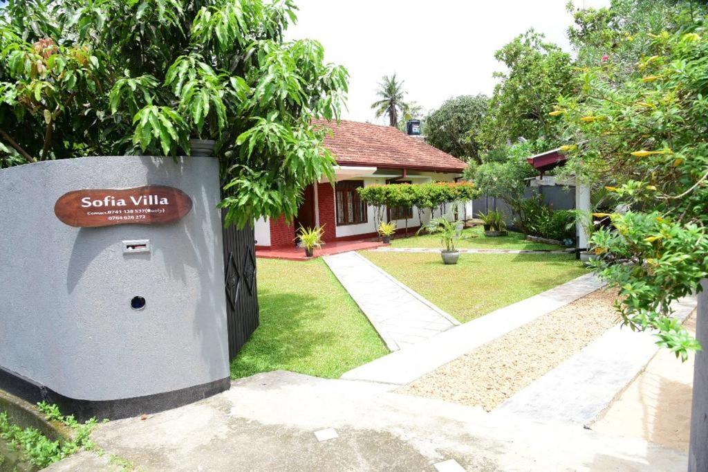 Sofia Villa Hikkaduwa
