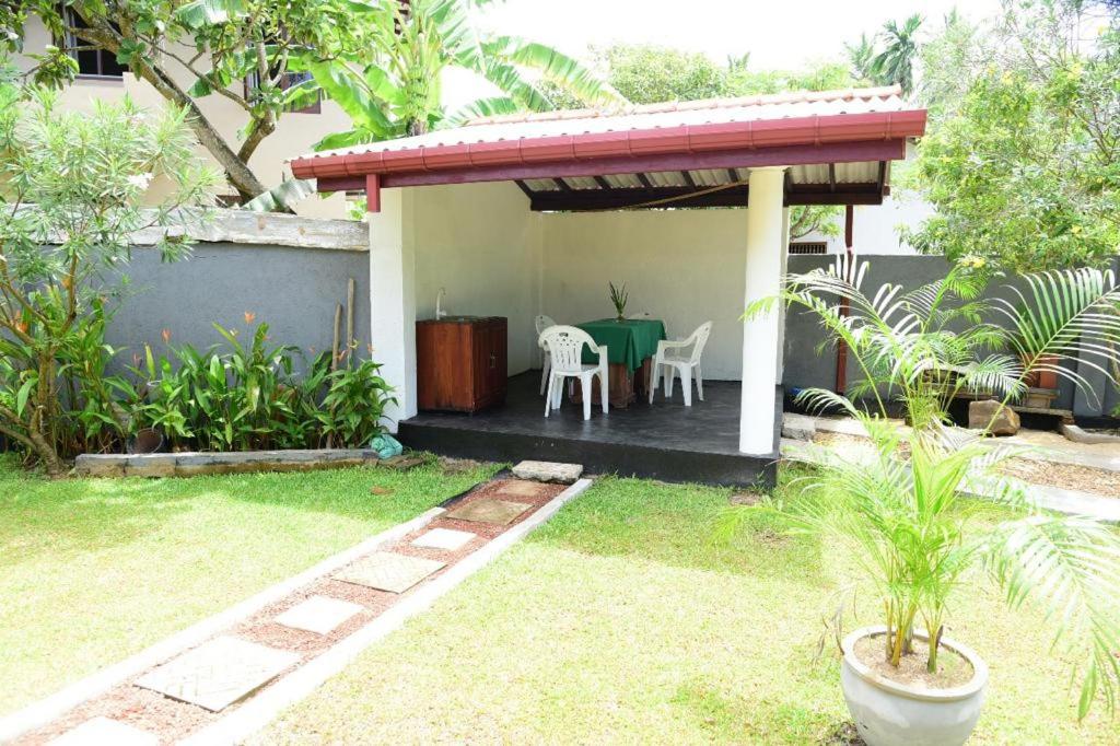 Sofia Villa Hikkaduwa
