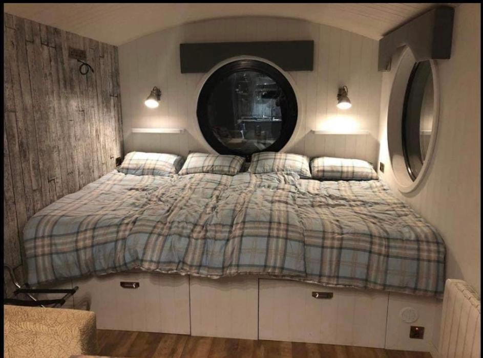Gorestown Glamping Chalets