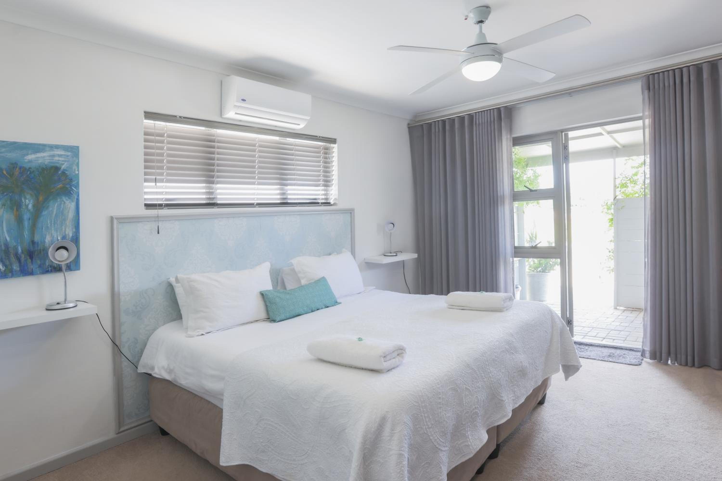 Lily's Rest, Village on Silwerstrand, Robertson view 2