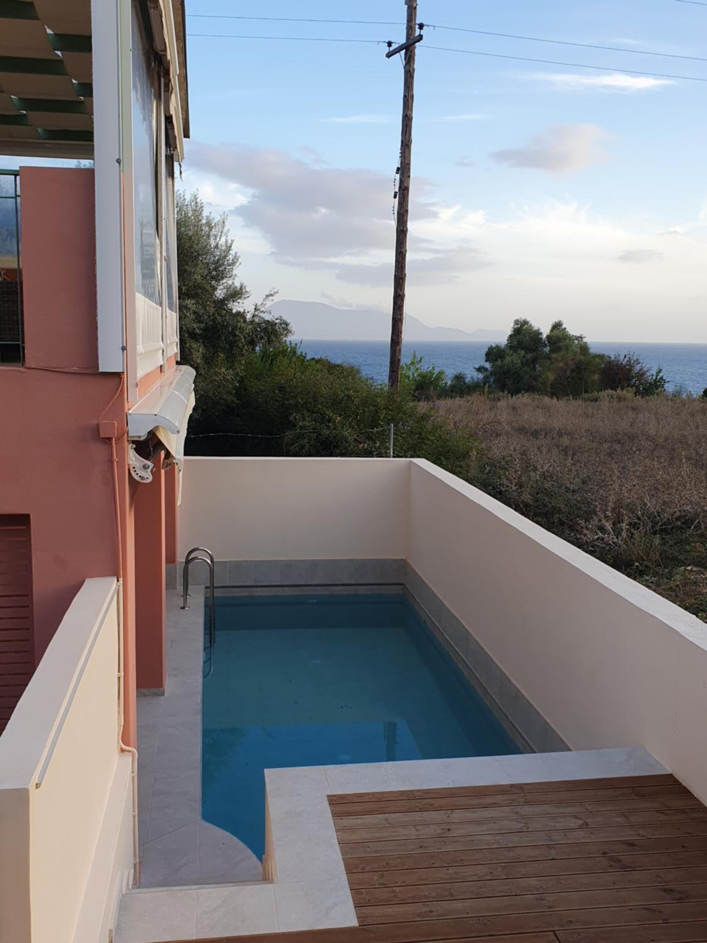 Private pool 2 bedroom apt near the sea view 2