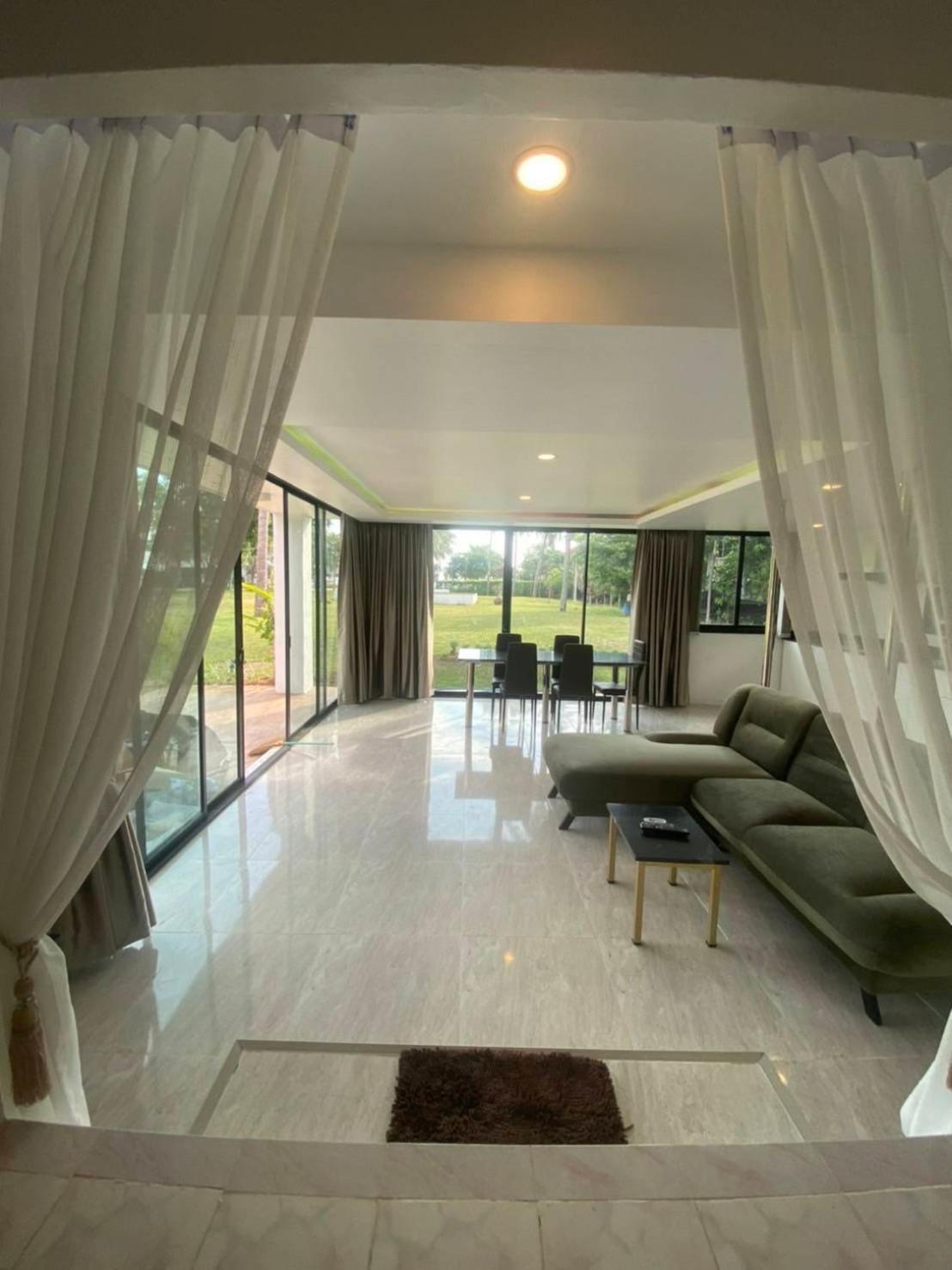 Baan Golden Resort & Residences