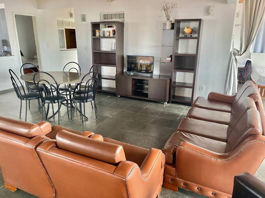 CASA EM GUARAPARI