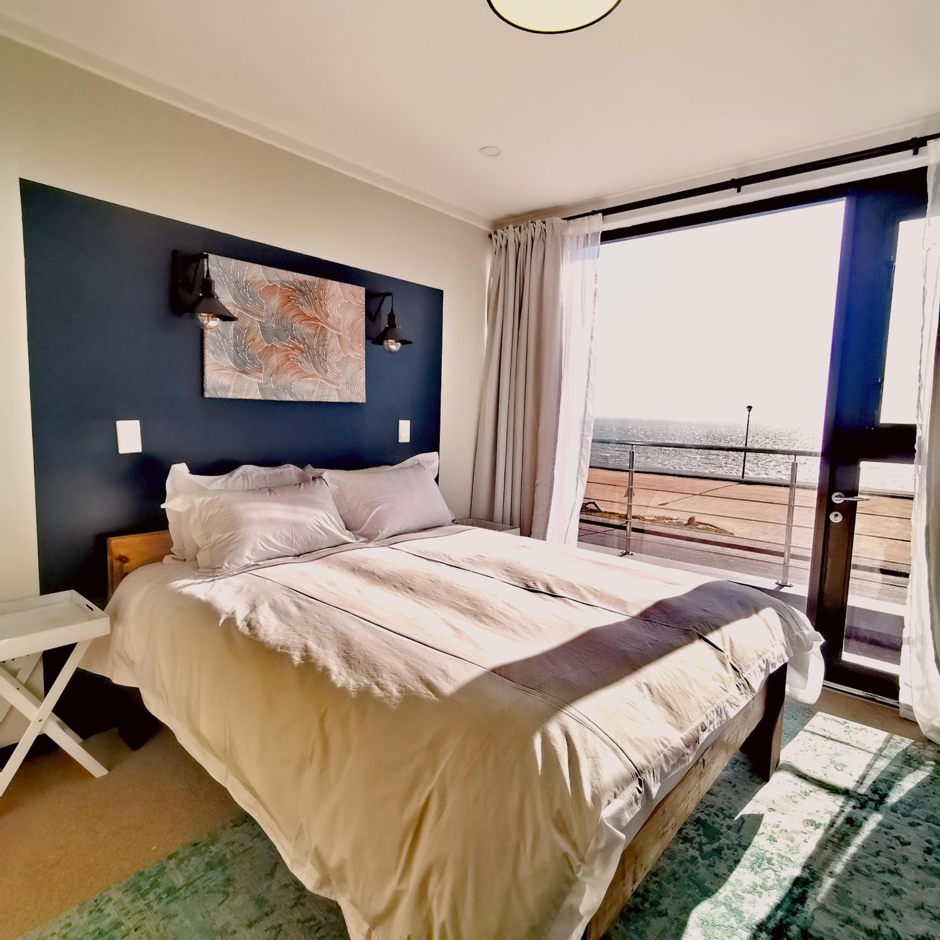 Beachfront Townhouse - MowenOne view 4