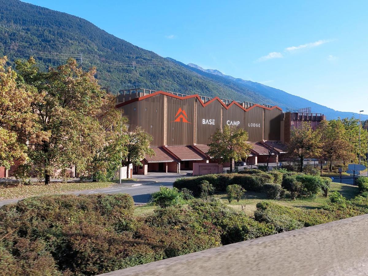 Hotel Base Camp Lodge - Albertville