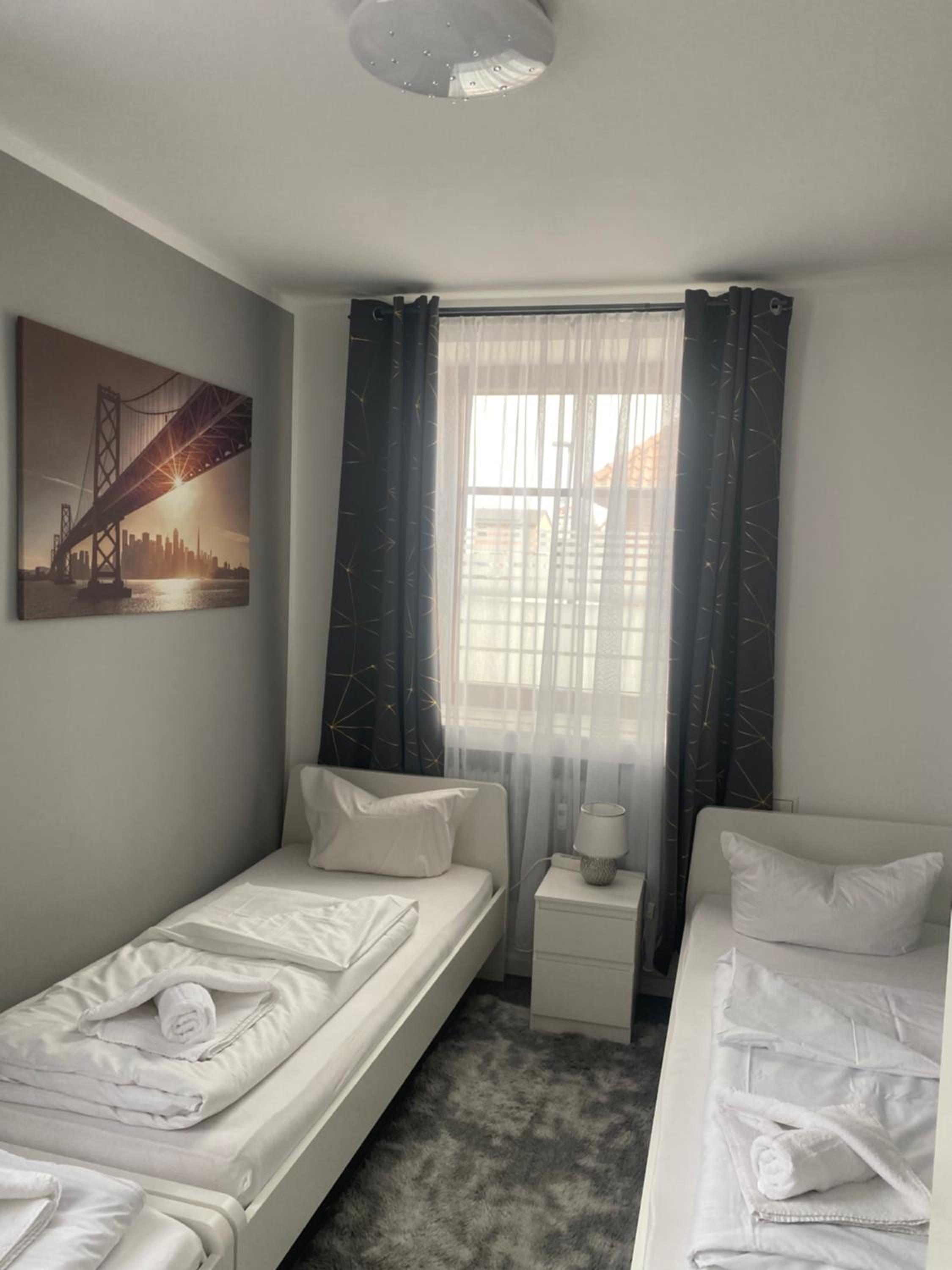 GoldStar Apartments nähe Messe