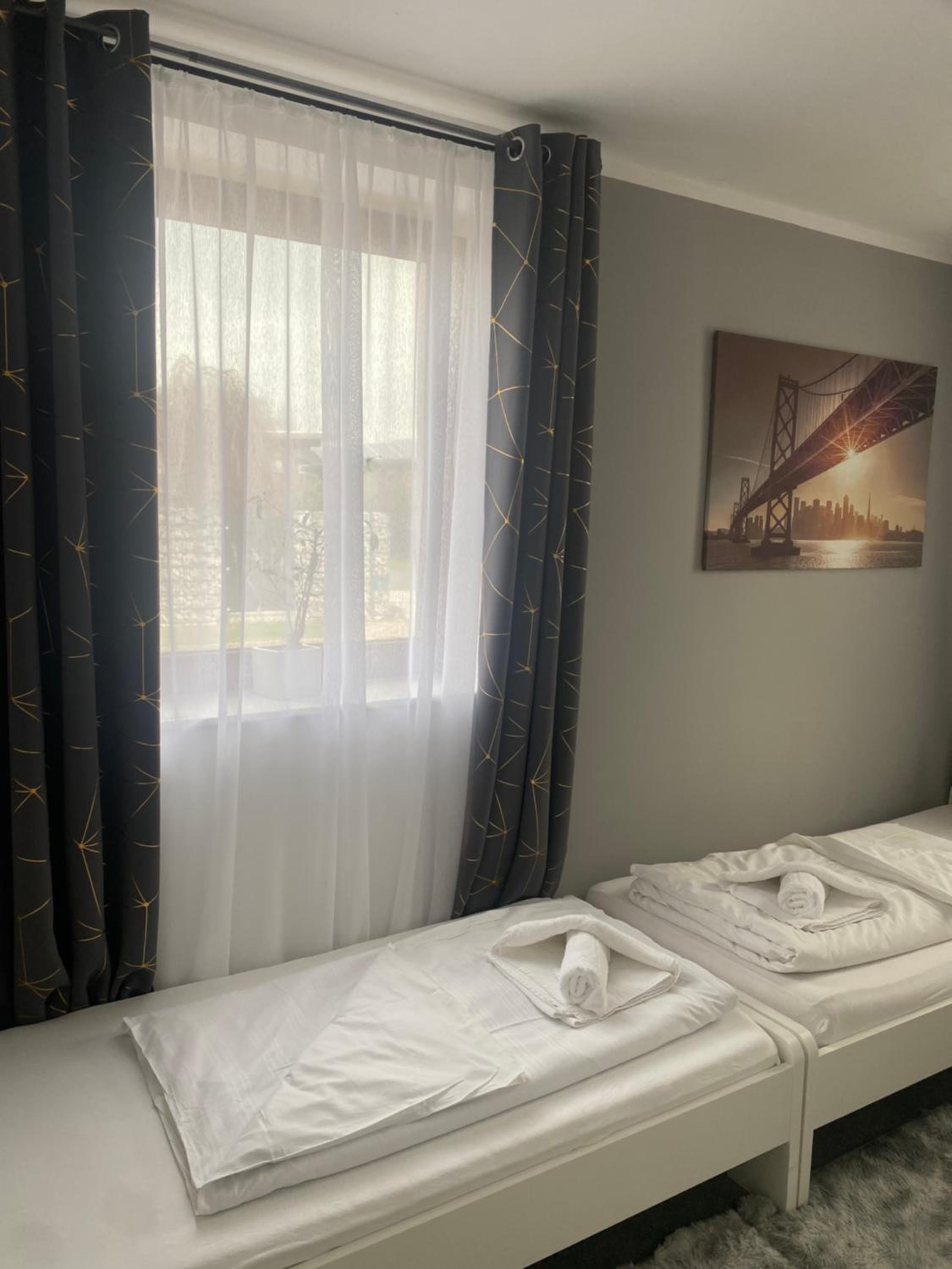 GoldStar Apartments nähe Messe