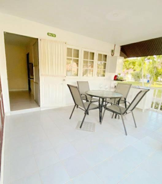 Baan Golden Resort & Residences