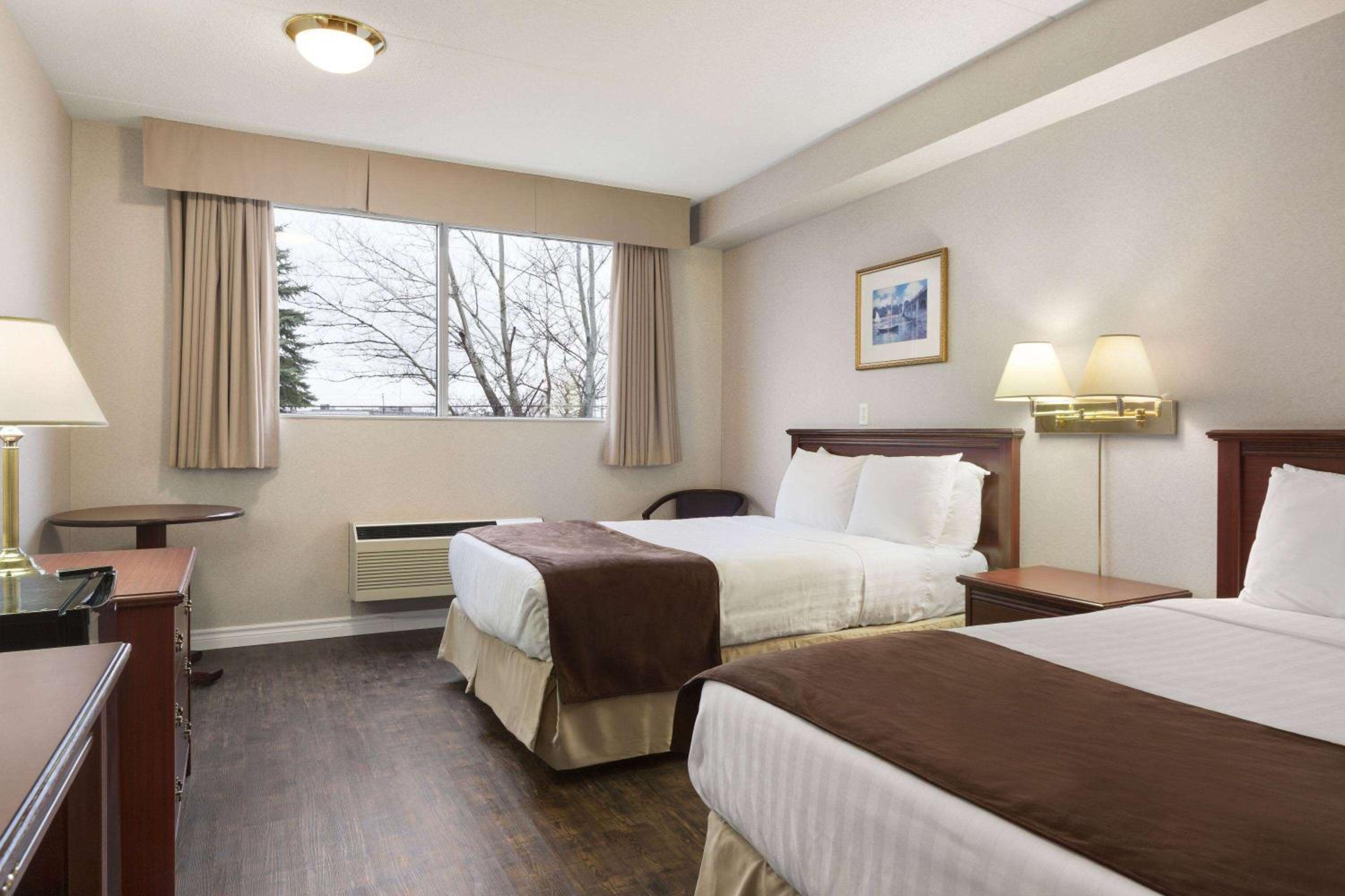 Brockville Vacations - Days Inn by Wyndham Brockville - Property Image 11