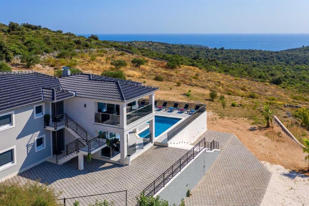 Villa Moderna