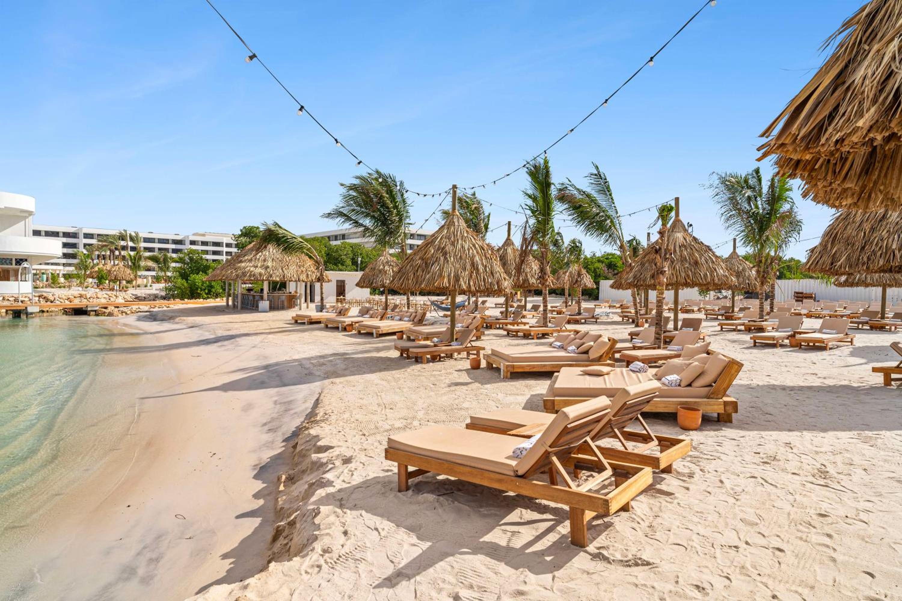 The Rif At Mangrove Beach Corendon Curacao All-Inclusive, Curio by Hilton - Photo 10