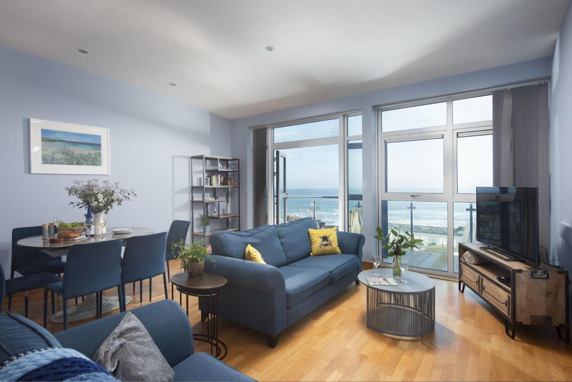 The Penthouse Forty Eight, Ocean 1 view 3