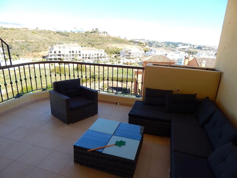 Modern 2 bed apartm in Jardin Botanico La Cala de Mijas view 3