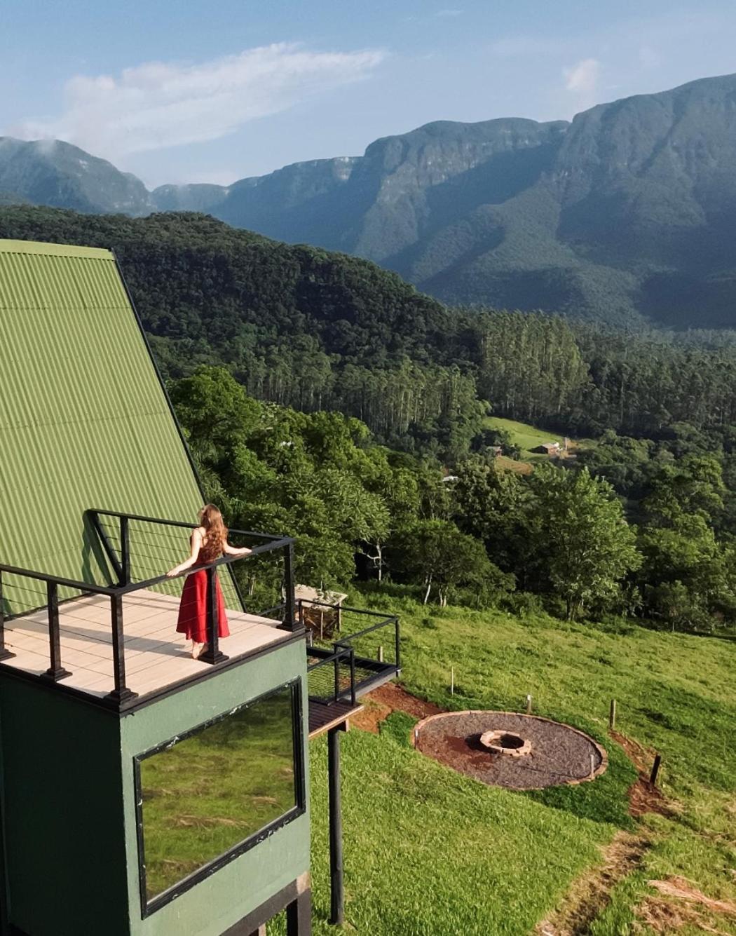 Vila Rosa Lodges - Chalés e Domo