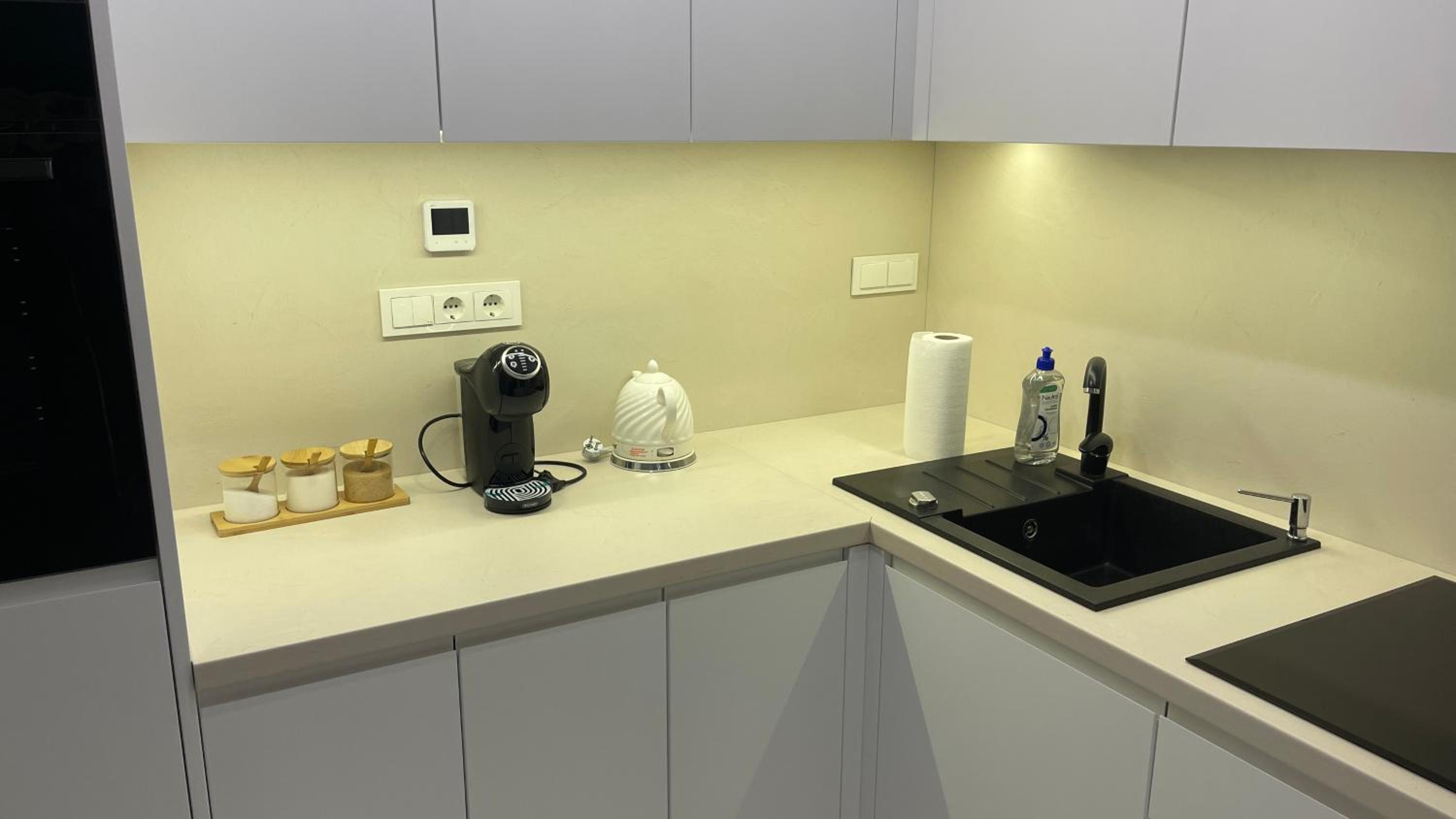 Central Boulevard Apartment 2 view 4