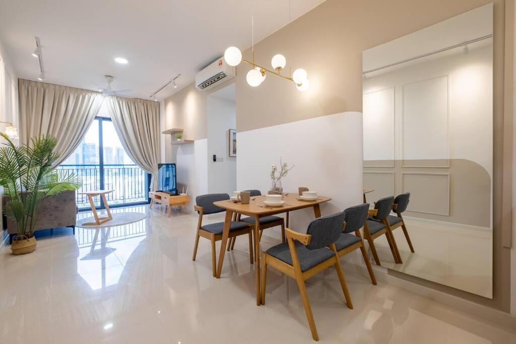 Hidden Gem 3BR Sunway Velocity Two 4.7km to TRX