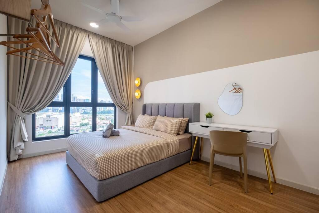 Hidden Gem 3BR Sunway Velocity Two 4.7km to TRX