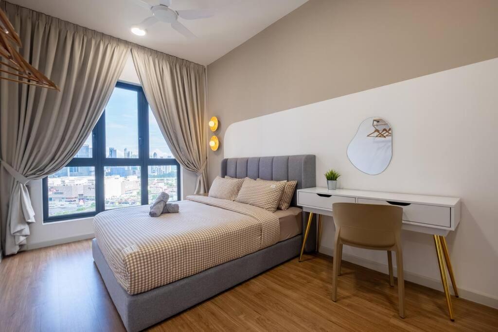 Hidden Gem 3BR Sunway Velocity Two 4.7km to TRX
