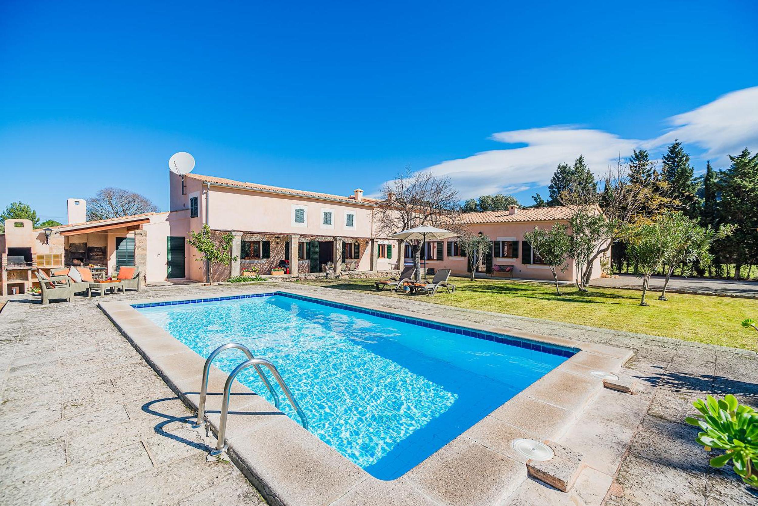 Hotel L'Hort de Can Llobera - Image 1