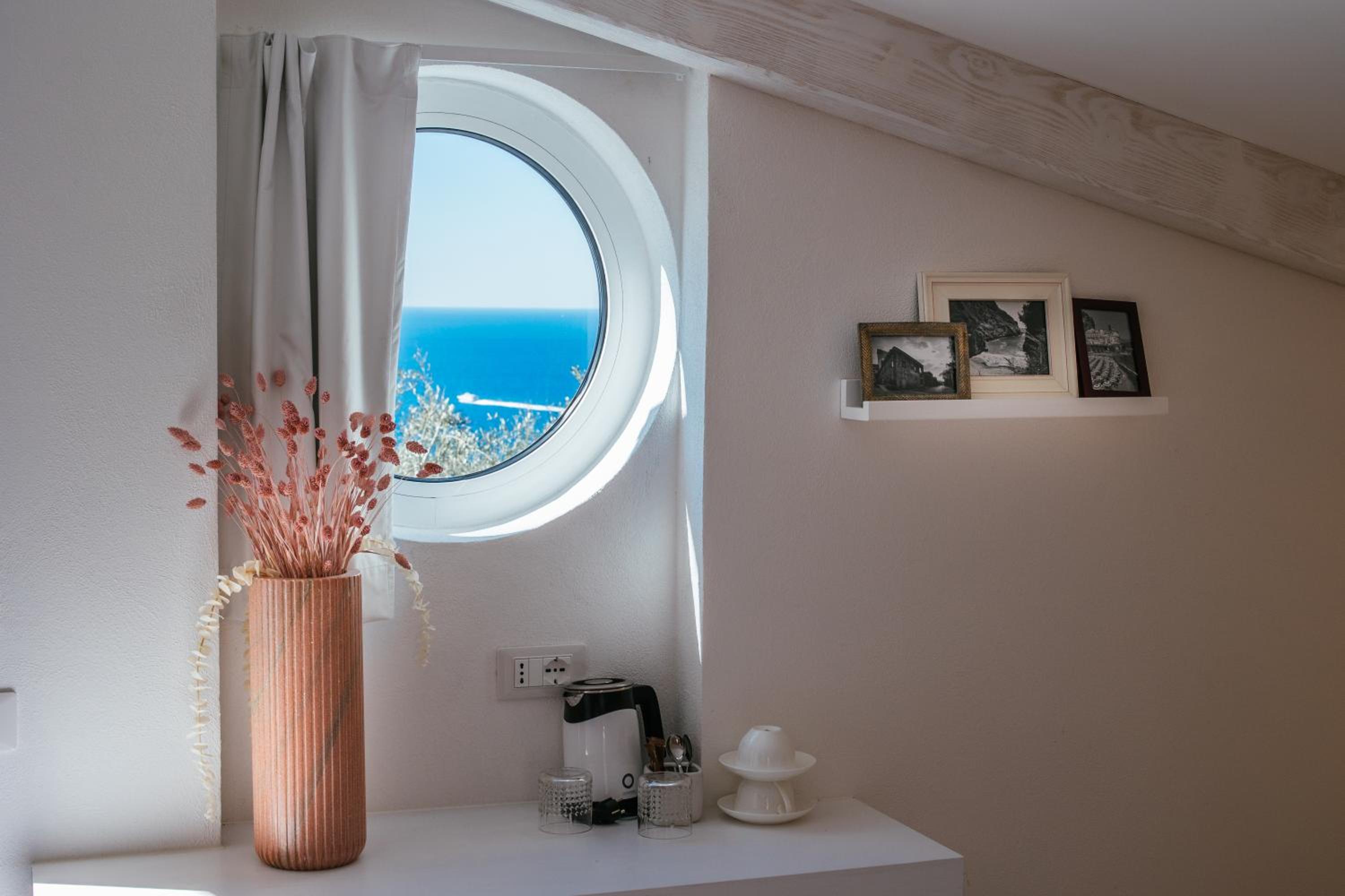 MelRose Relais