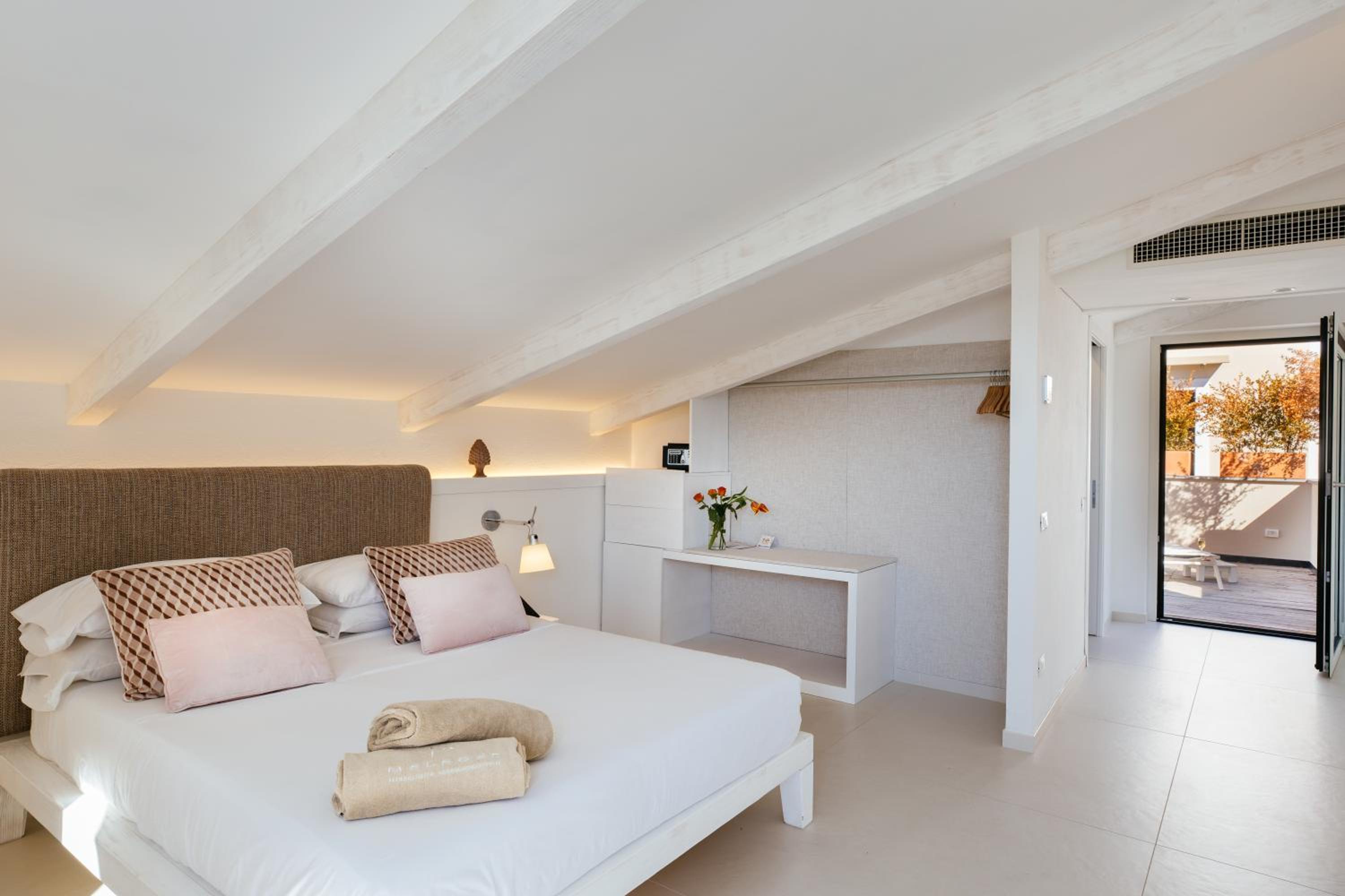 MelRose Relais