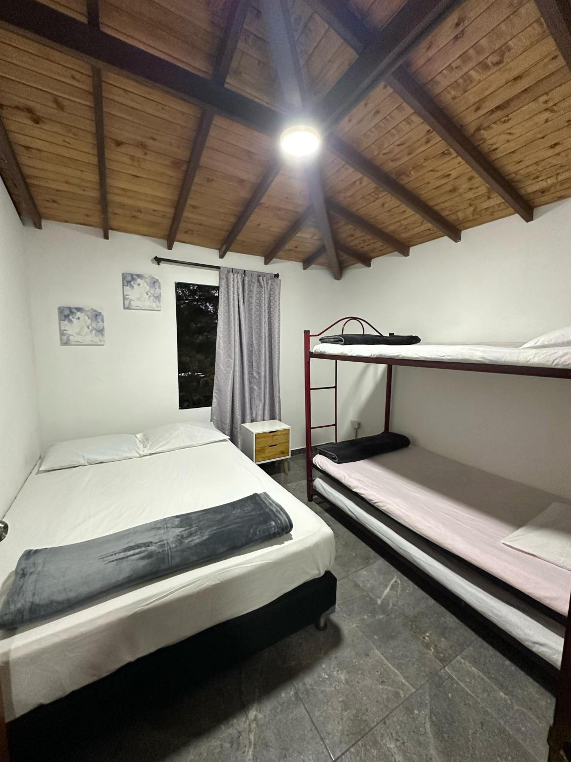 Hermosa casa de campo el Peñol,Guatapé