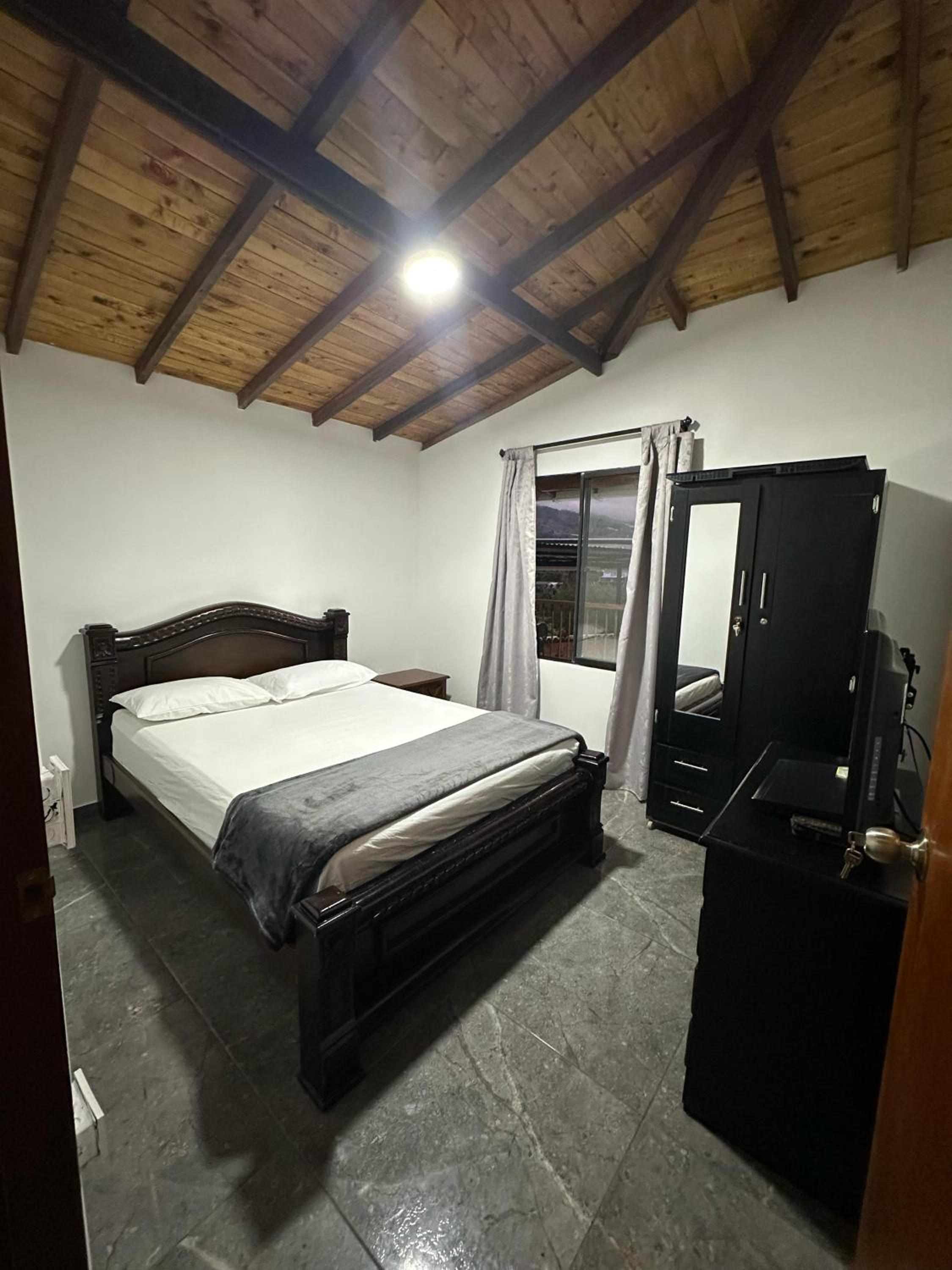 Hermosa casa de campo el Peñol,Guatapé