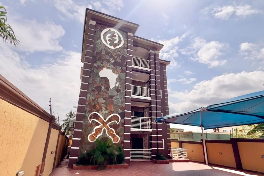 Bawuah Royal Apartments