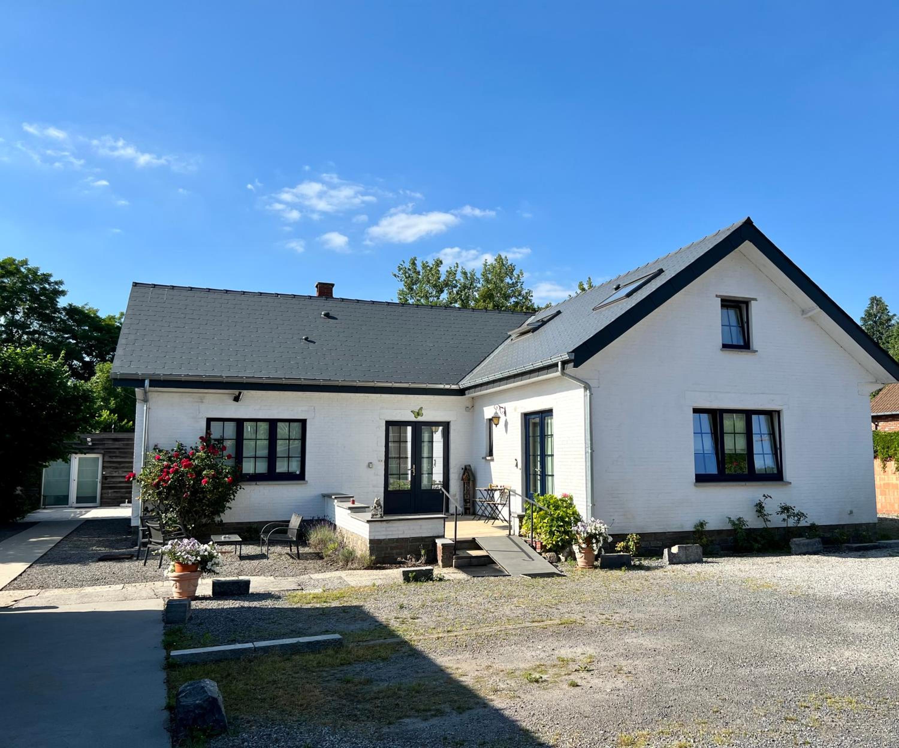 Photo 42