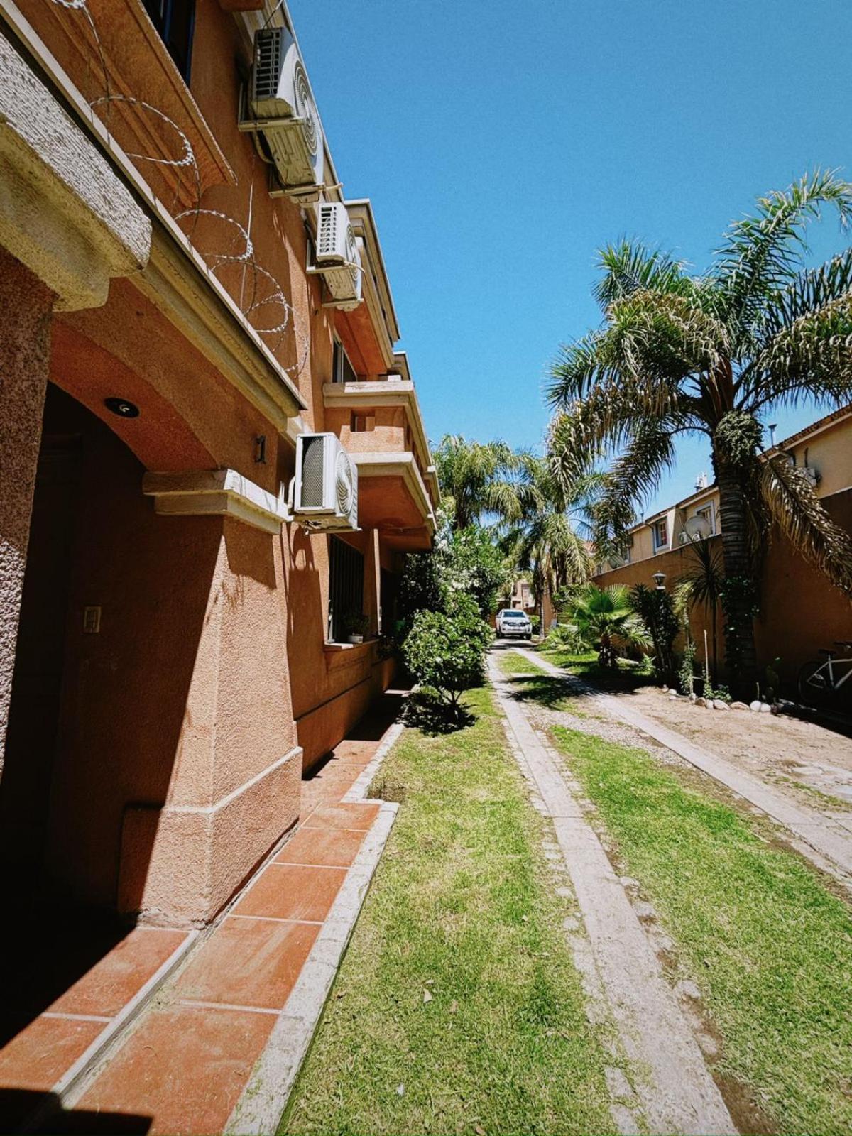 DUPLEX COMPLEJO PRIVADO