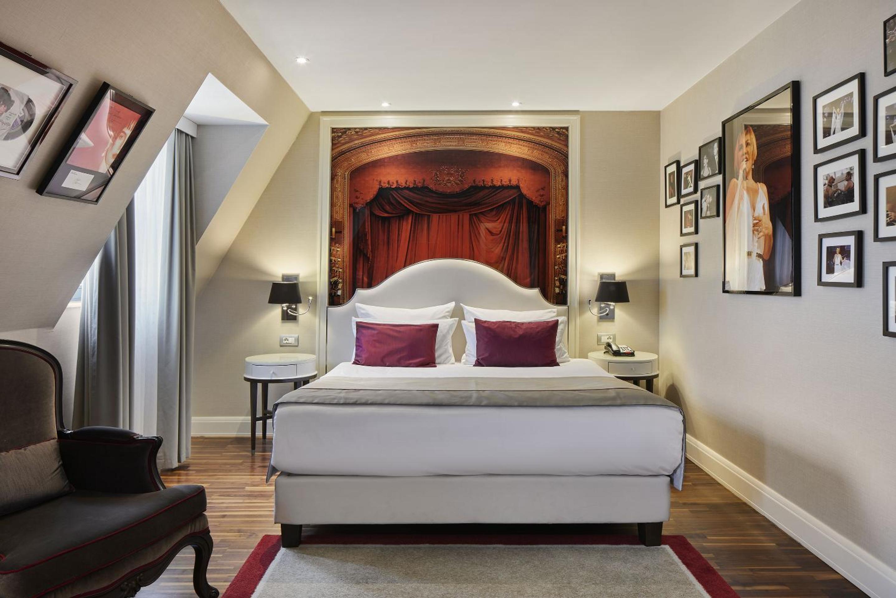 TITANIC Gendarmenmarkt Berlin