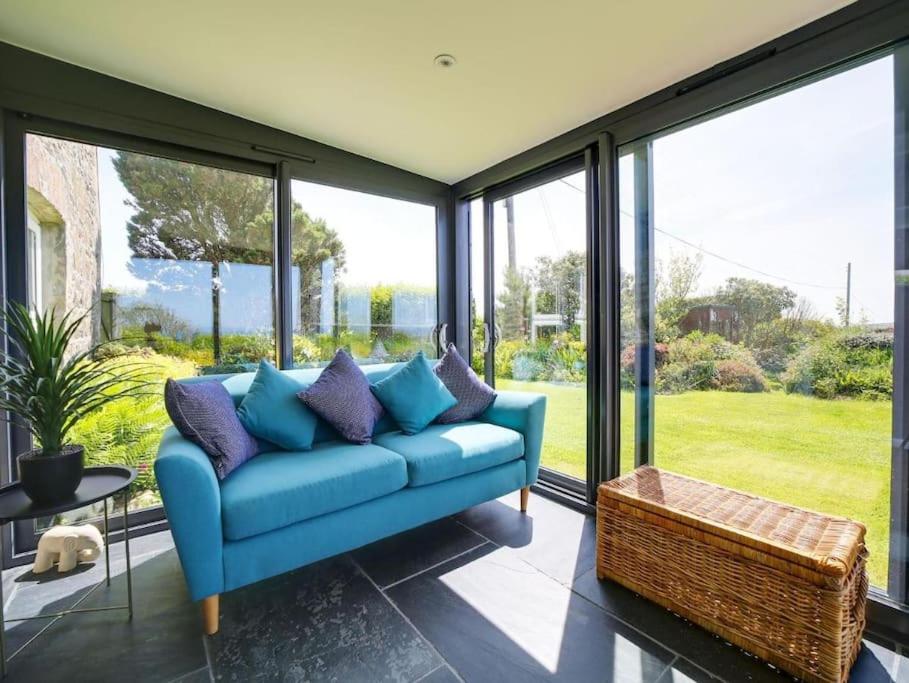 Beautiful family home, sea views, large garden view 5