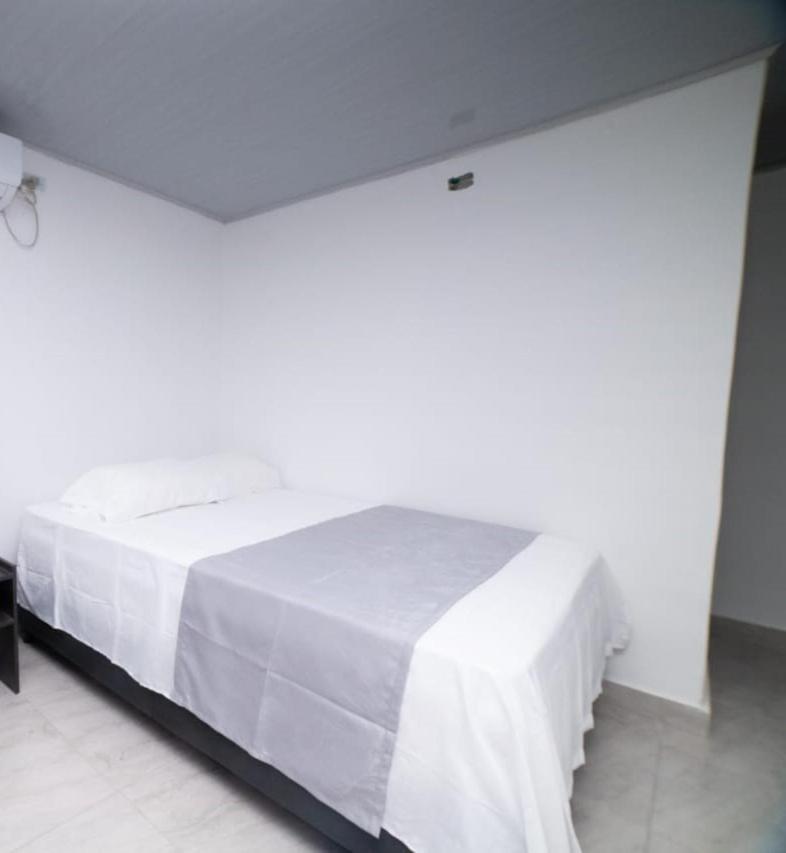 Hotel Santa Marta Tropical