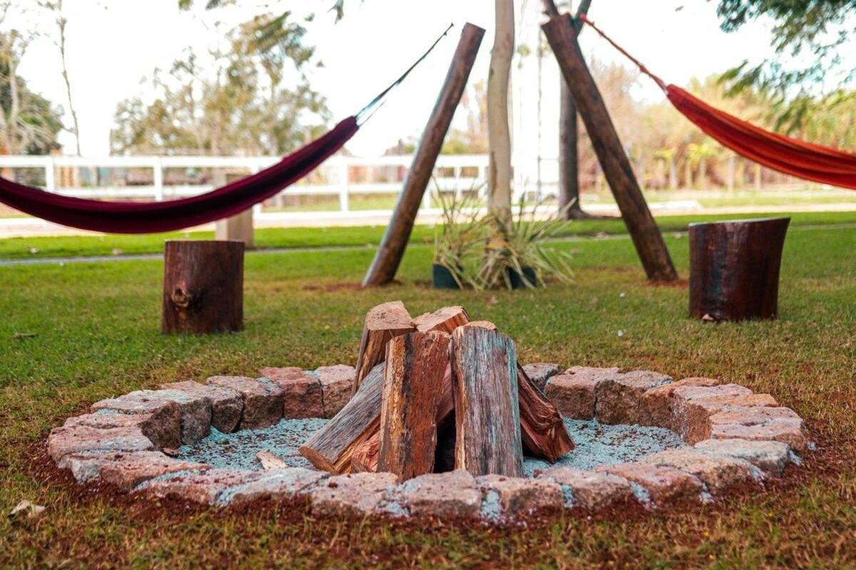 Fazenda em Itapetininga, Paz, Descanso e Piscinas (com WiFi)