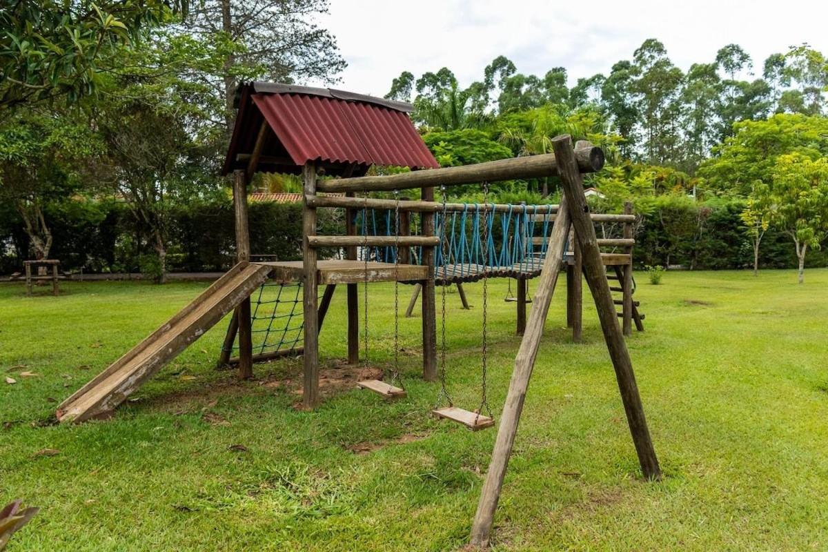 Fazenda em Itapetininga, Paz, Descanso e Piscinas (com WiFi)