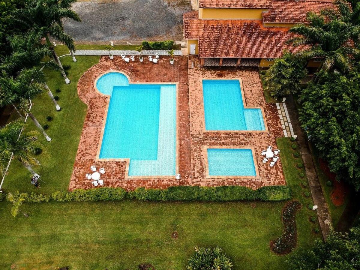 Fazenda em Itapetininga, Paz, Descanso e Piscinas (com WiFi)