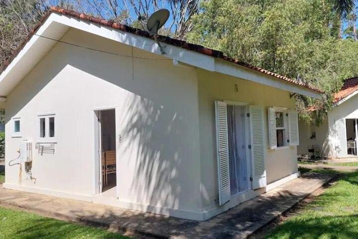 Fazenda em Itapetininga, Paz, Descanso e Piscinas (com WiFi)
